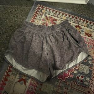 Lululemon Track That Mid-rise short 3inch Size 10